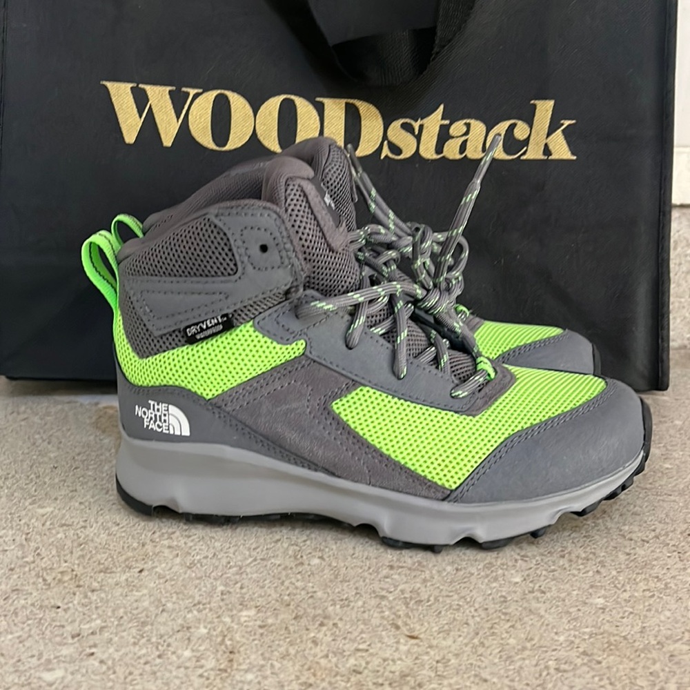 COPY - NORTH FACE JR HEDGEHOG
HIKER I MID WATERPROOF BOOTS